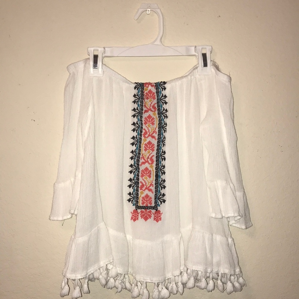 🌜Off the shoulder blouse🌛